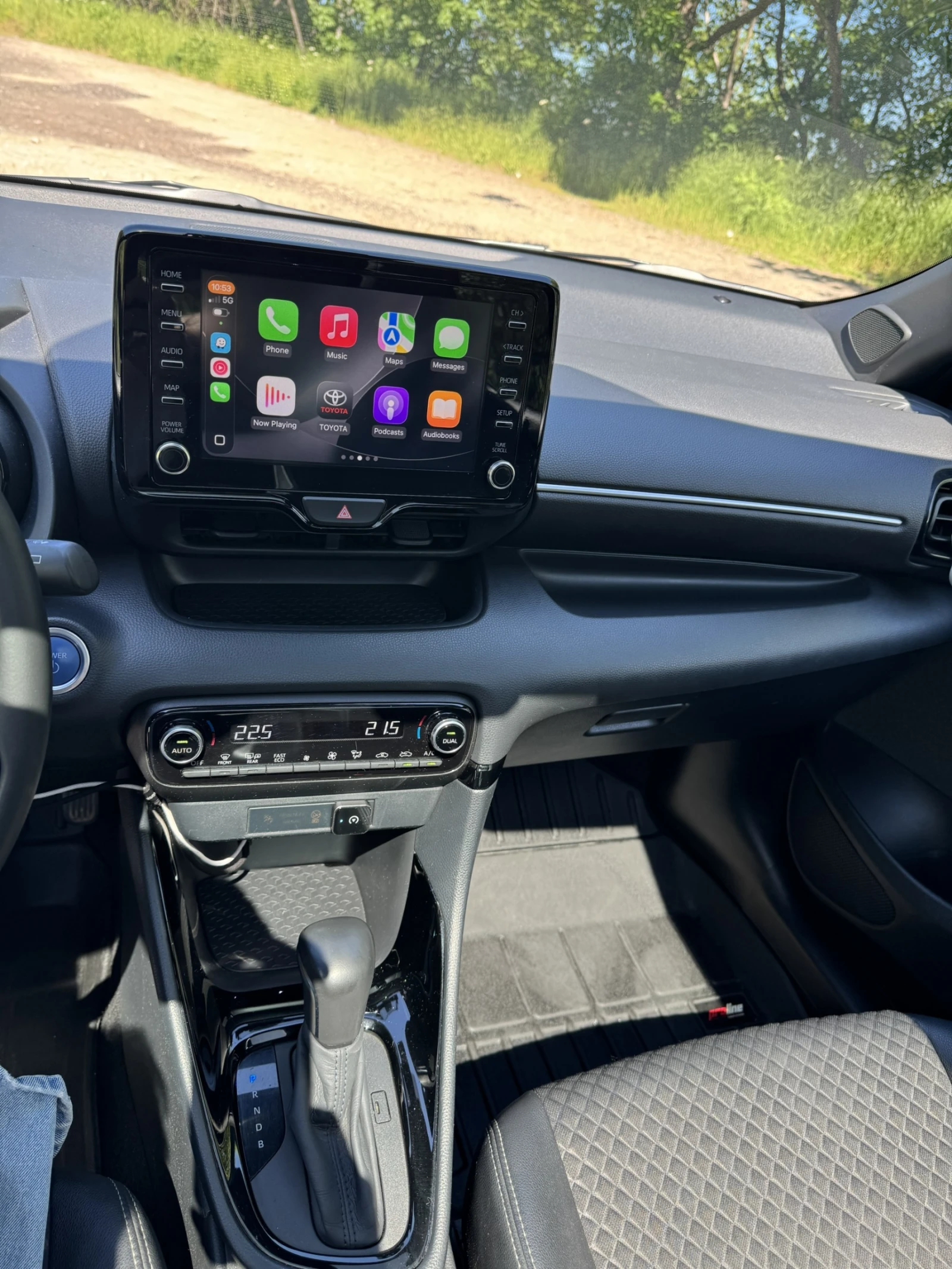 Toyota Yaris Lounge в Гаранция, снимка 7 - Автомобили и джипове - 54691148