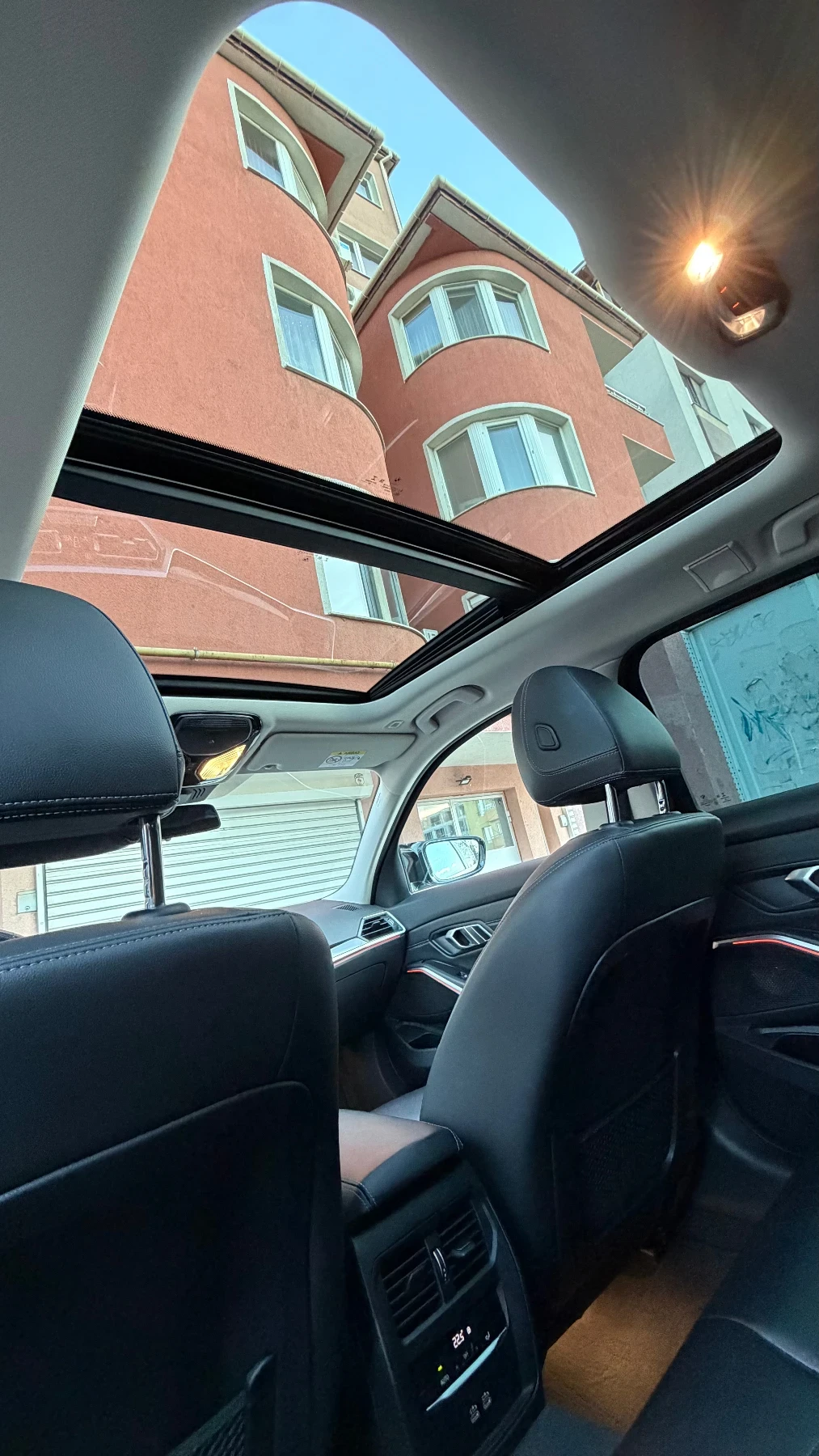 BMW 320 320dXDrive, снимка 9 - Автомобили и джипове - 54768235