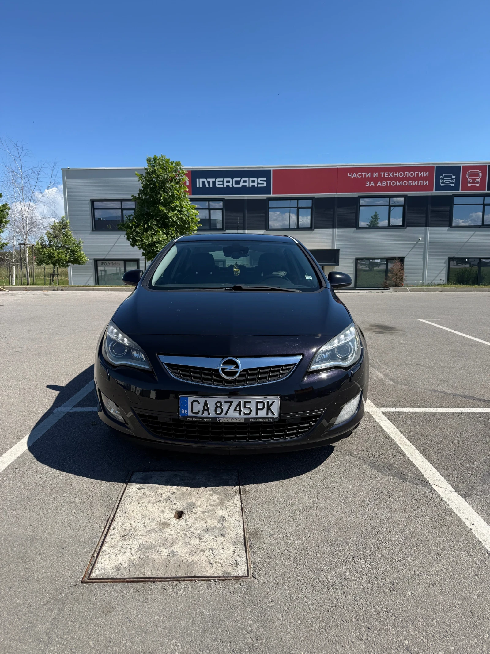Opel Astra J, снимка 2 - Автомобили и джипове - 54913365