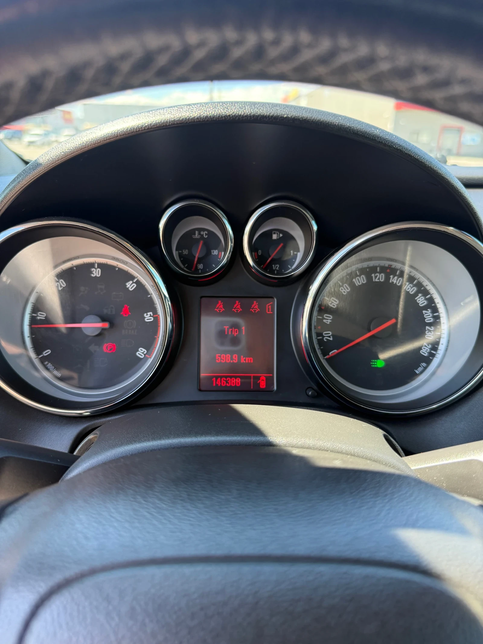 Opel Astra J, снимка 10 - Автомобили и джипове - 54913365