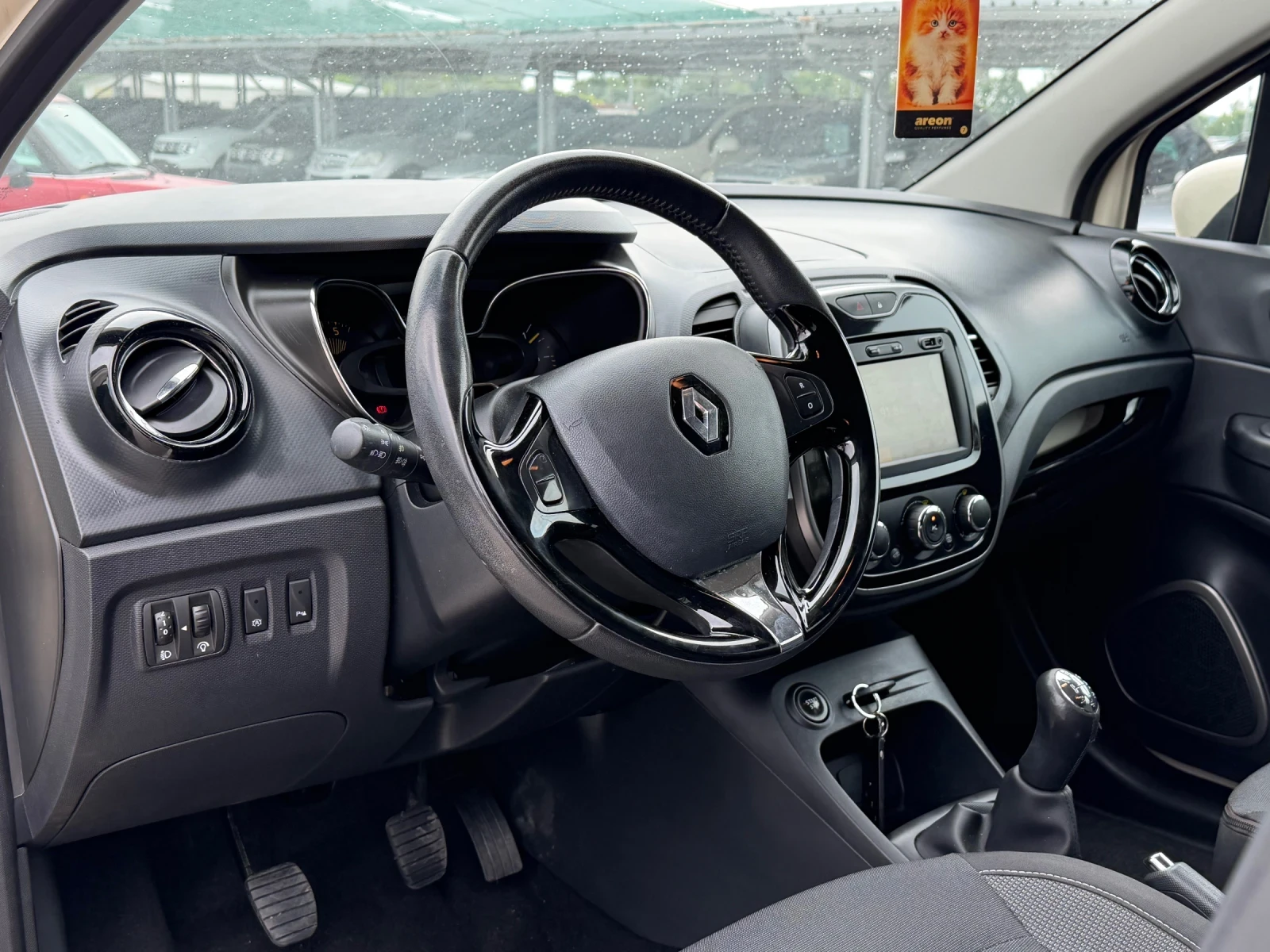 Renault Captur 1.5DCI ИТАЛИЯ, снимка 6 - Автомобили и джипове - 55694186