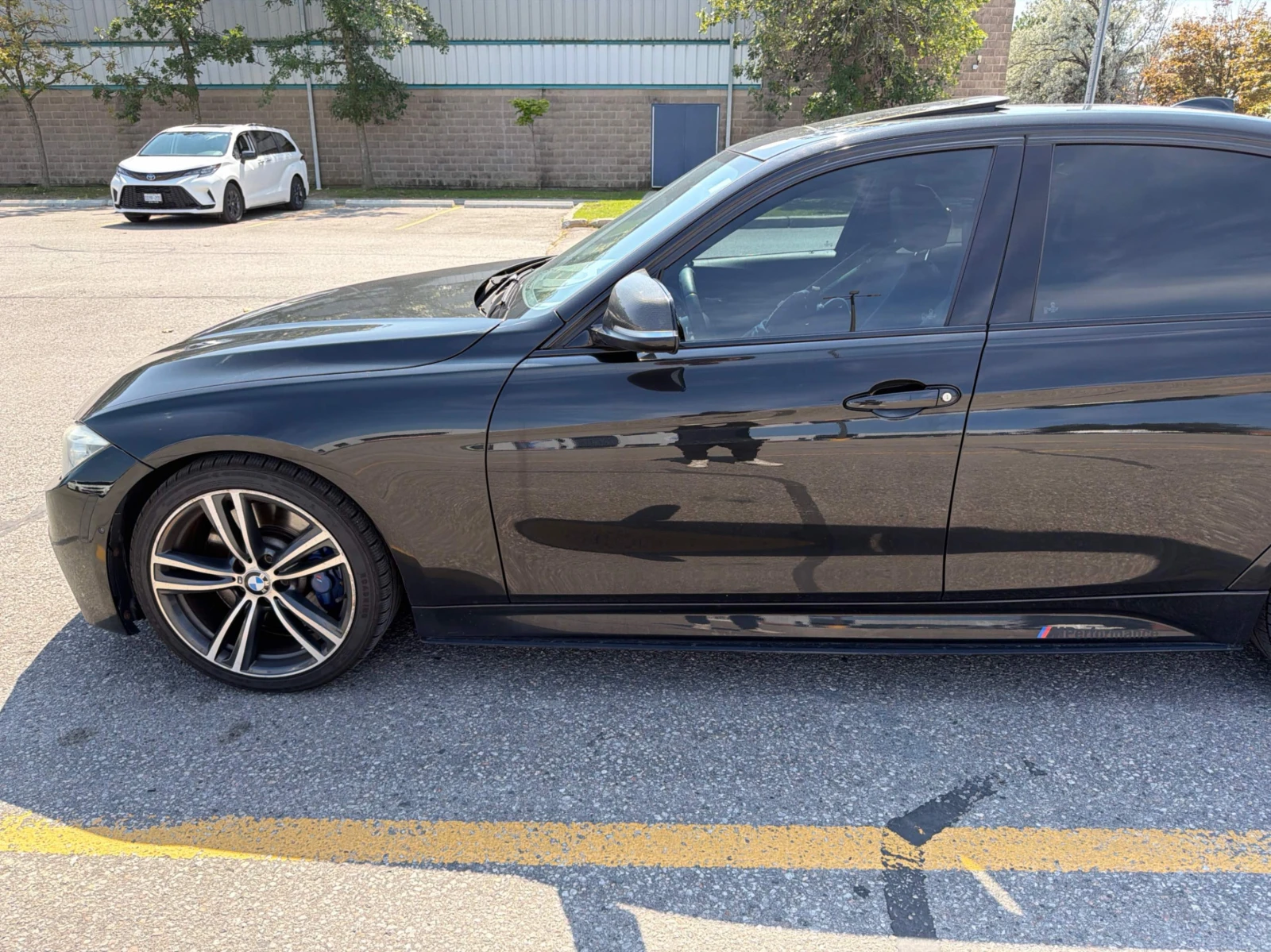 BMW 335 * 335i xDrive * АВТОКРЕДИТ БЕЗ ПЪРВОНАЧАЛНА ВНОСКА, снимка 14 - Автомобили и джипове - 55872793