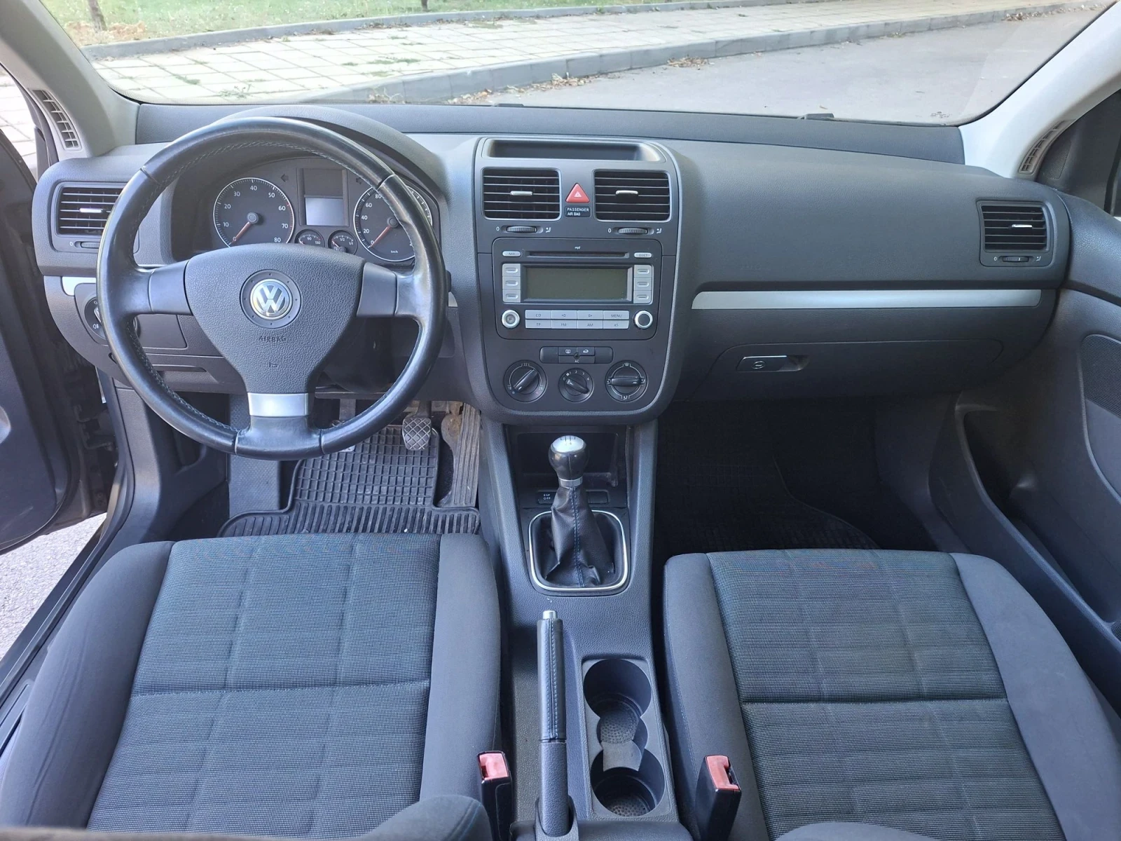 VW Golf Golf 5 1.4 бензин 86кс., снимка 15 - Автомобили и джипове - 56238845