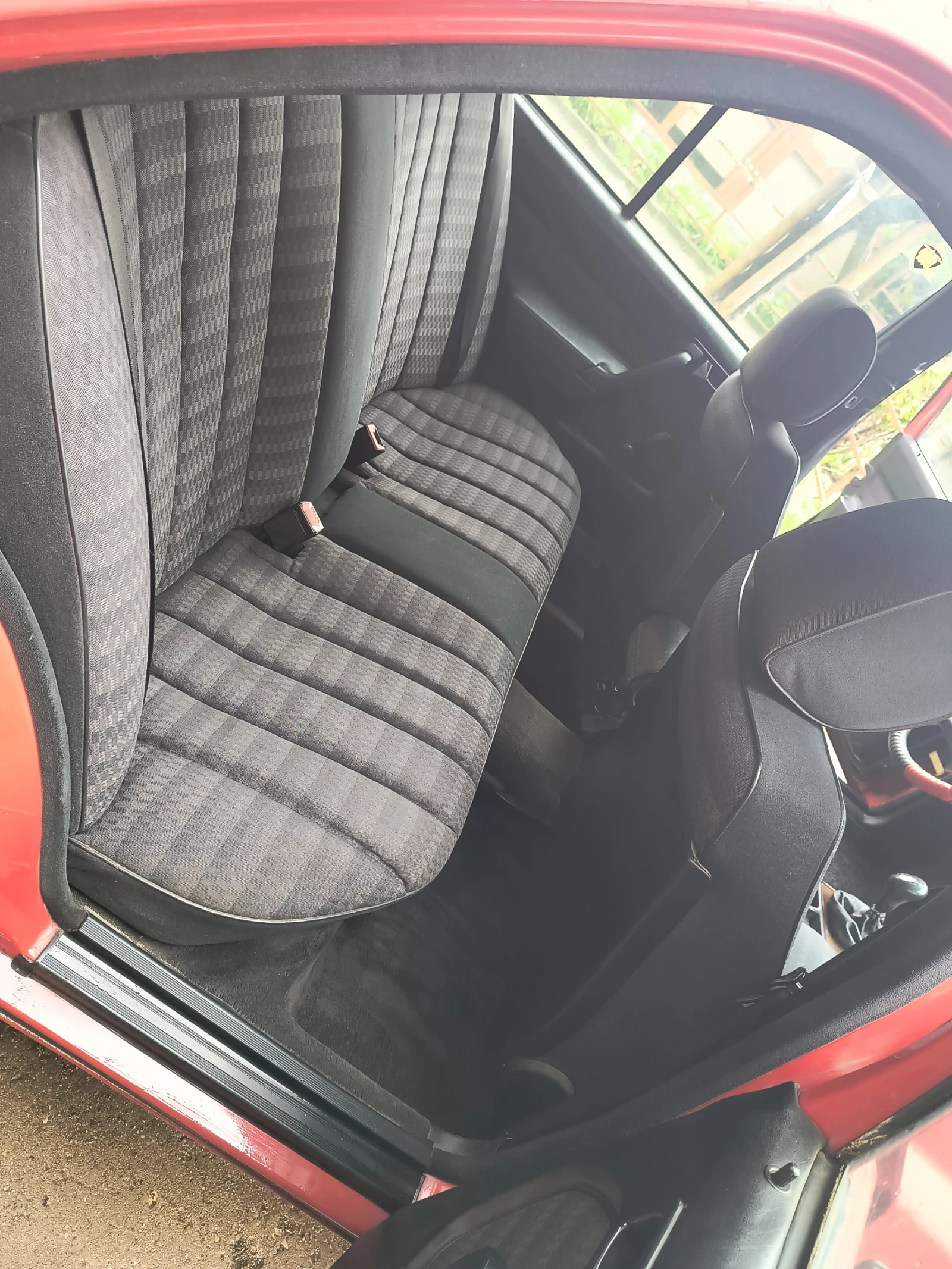 Mercedes-Benz 190 190D, снимка 15 - Автомобили и джипове - 56646944