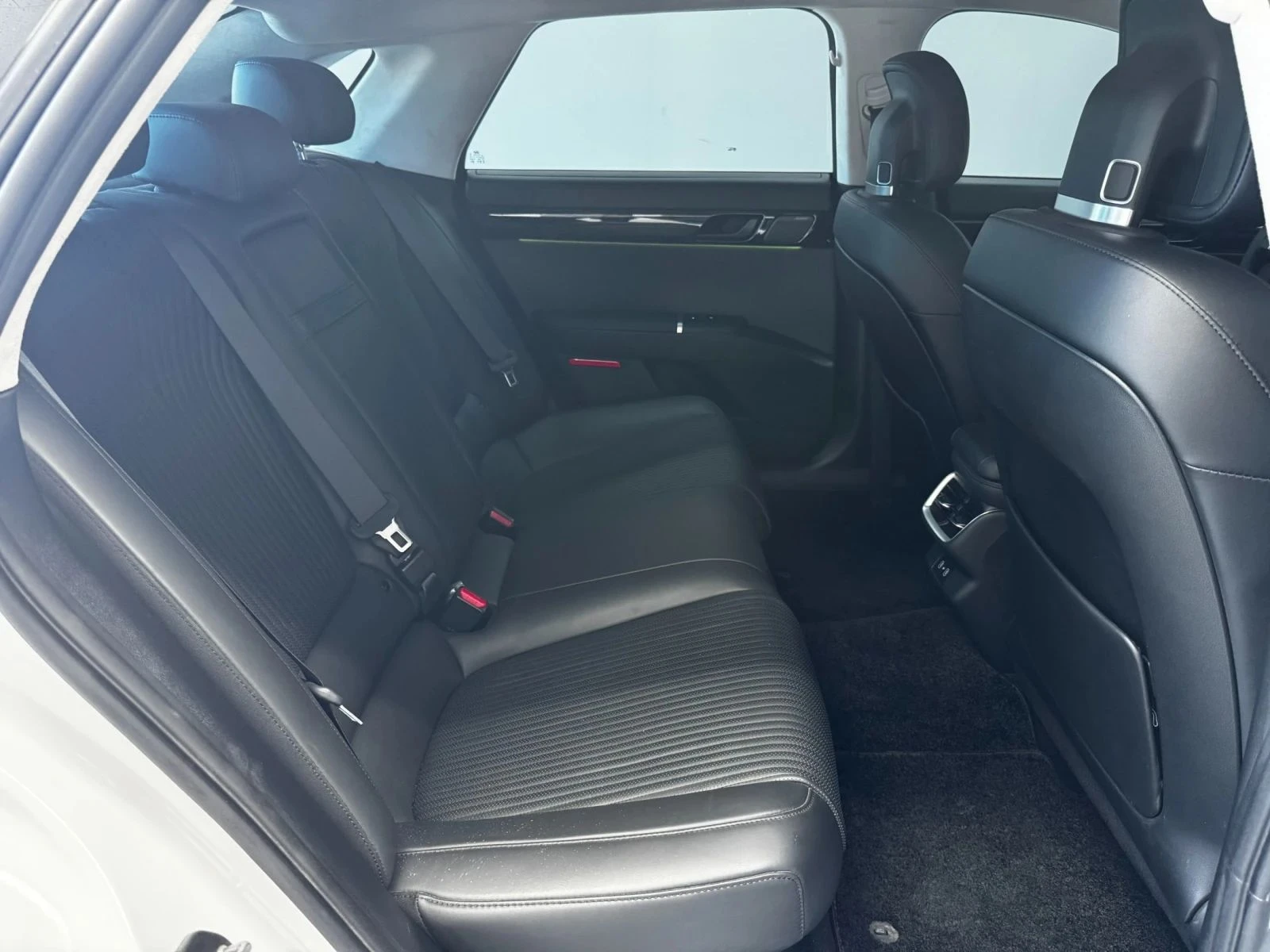 Hyundai Grandeur, снимка 8 - Автомобили и джипове - 56711772