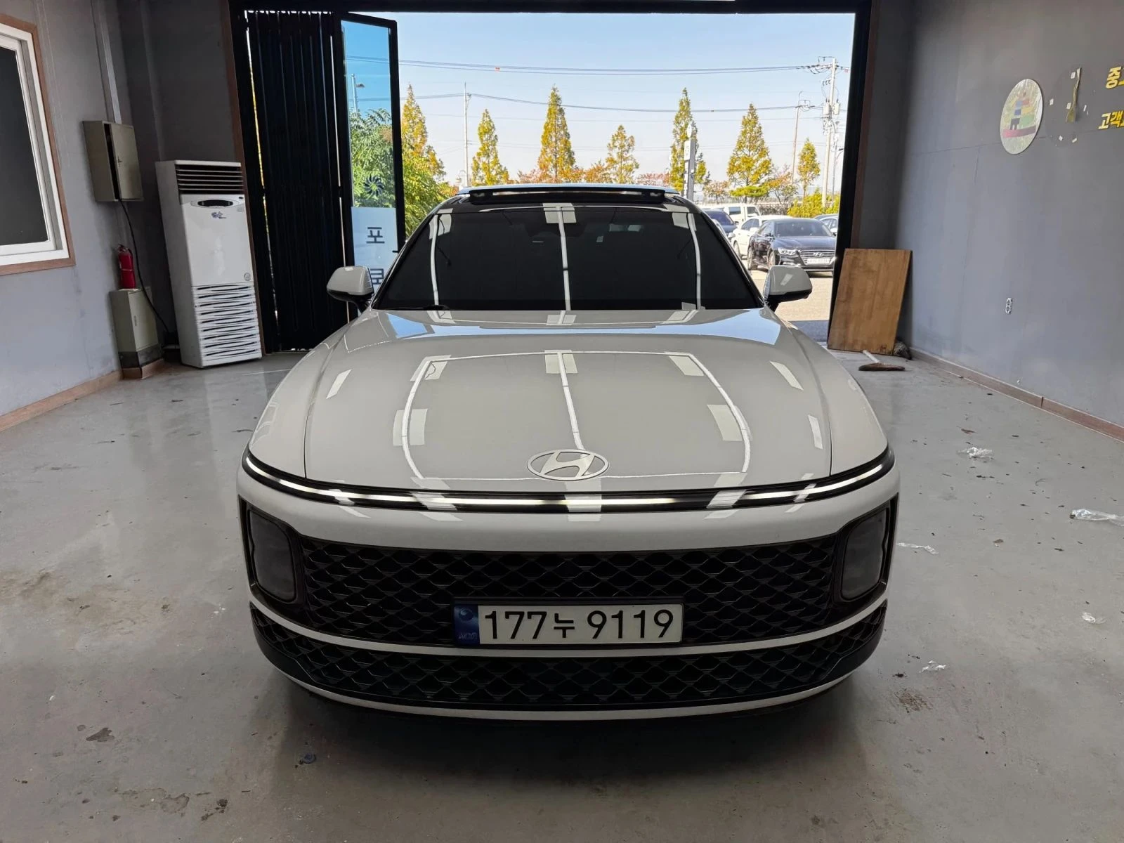 Hyundai Grandeur, снимка 3 - Автомобили и джипове - 56711772