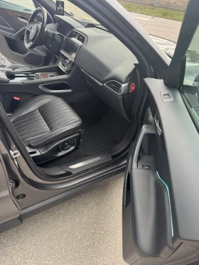 Jaguar F-PACE Full/Led/Digital - 110000 км, снимка 13