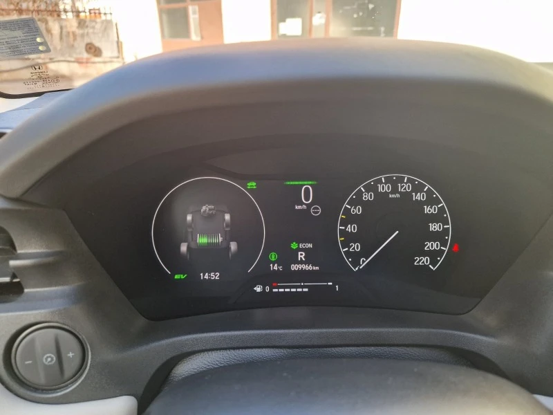 Honda Hr-v 1.5 i-MMD ADVANCE STYLE, снимка 14 - Автомобили и джипове - 46811291