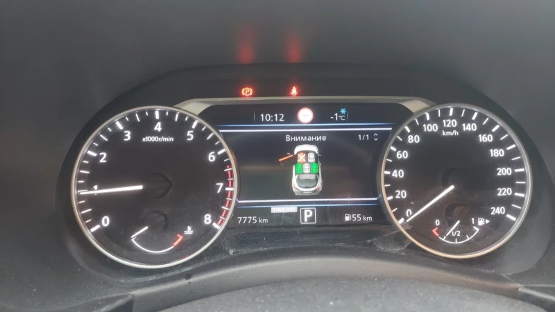 Nissan Juke, снимка 10 - Автомобили и джипове - 53209643