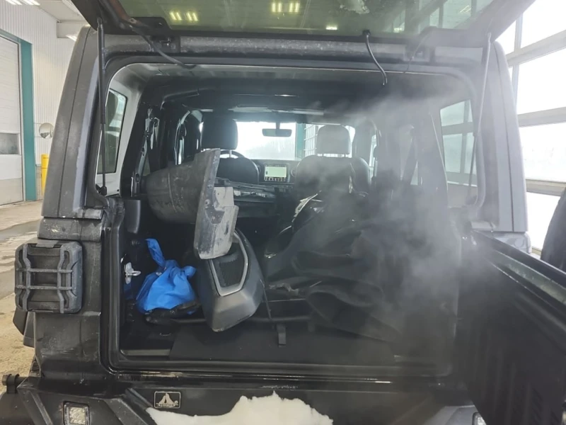 Jeep Wrangler * SAHARA * ПОДГРЕВ / КОЖЕН САЛОН / ДВА КЛЮЧА, снимка 13 - Автомобили и джипове - 53448245