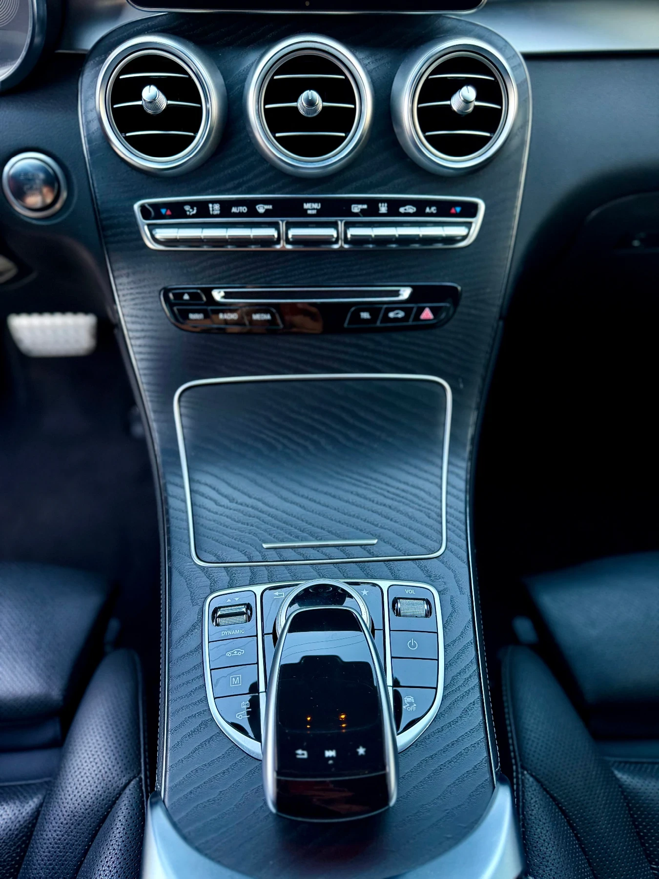 Mercedes-Benz GLC 350 Plug-in hybrid, снимка 15 - Автомобили и джипове - 54941136