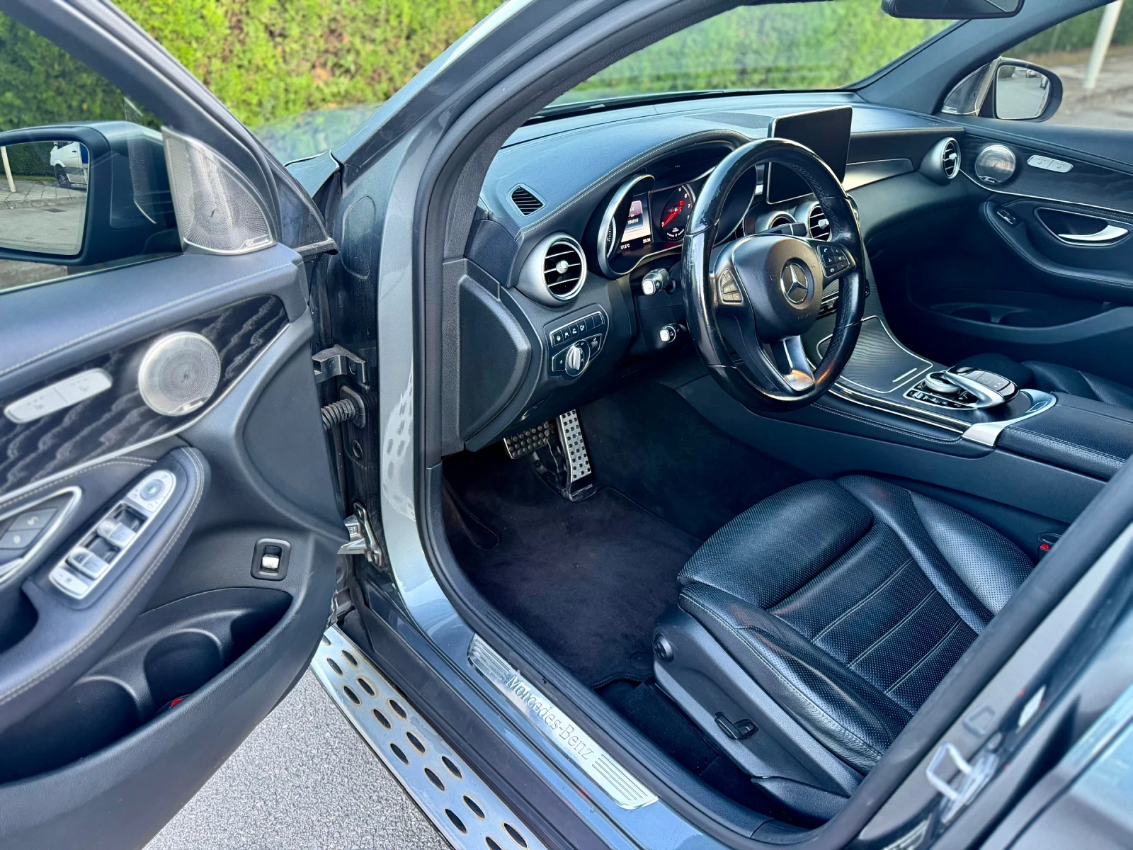 Mercedes-Benz GLC 350 Plug-in hybrid, снимка 9 - Автомобили и джипове - 54941136
