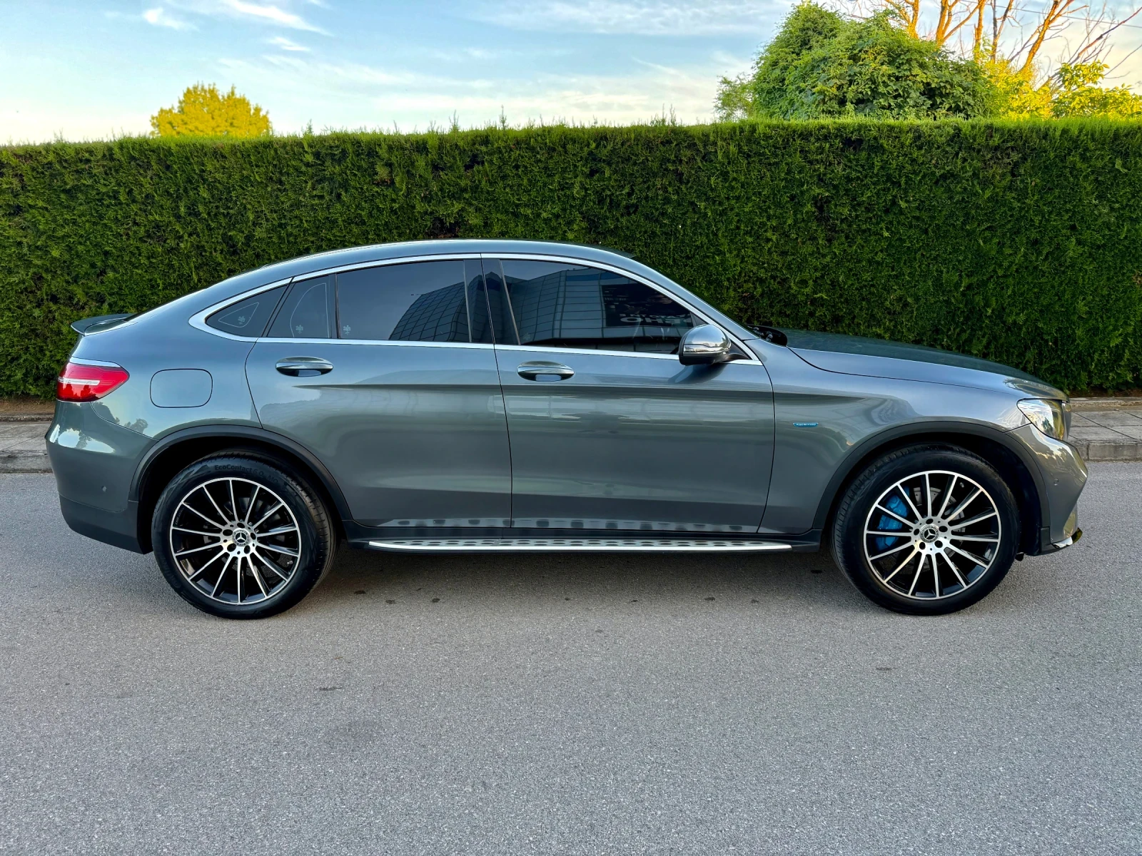 Mercedes-Benz GLC 350 Plug-in hybrid, снимка 4 - Автомобили и джипове - 54941136