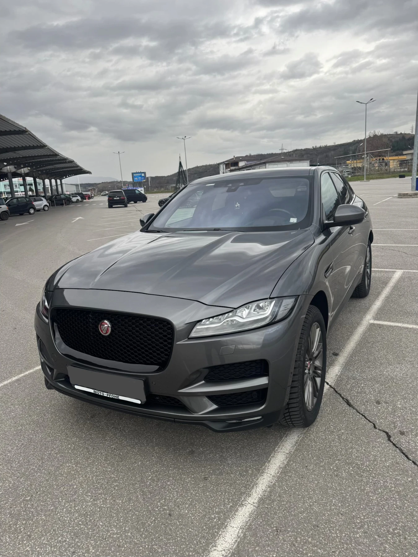 Jaguar F-PACE Full/Led/Digital - 110000 км, снимка 2 - Автомобили и джипове - 53892956