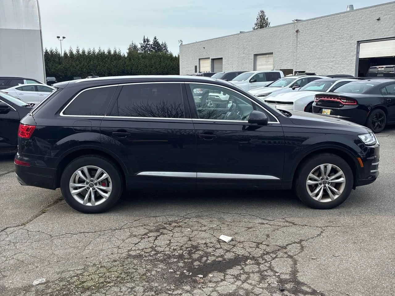 Audi Q7 3.0T Progressiv/ПАНОРАМА/ОБДУХВАНЕ/360 CAM, снимка 4 - Автомобили и джипове - 54006161