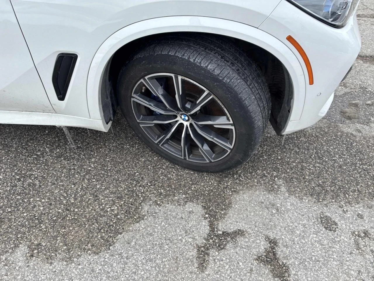 BMW X5 M-pkg* Laser* Harman/Kardon* Масаж* Въздух* 360Vie, снимка 6 - Автомобили и джипове - 54011427