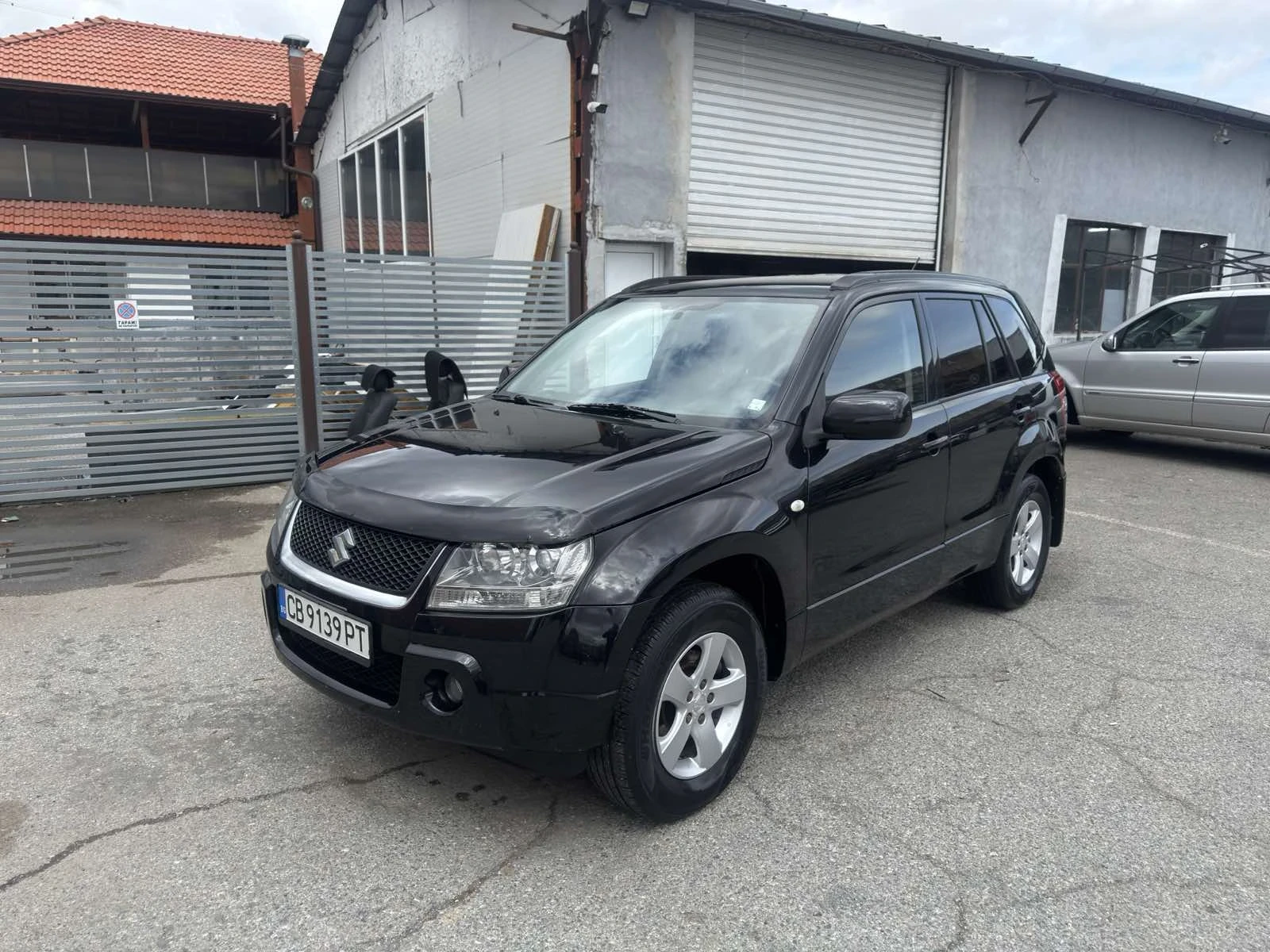 Suzuki Grand vitara, снимка 2 - Автомобили и джипове - 54046075