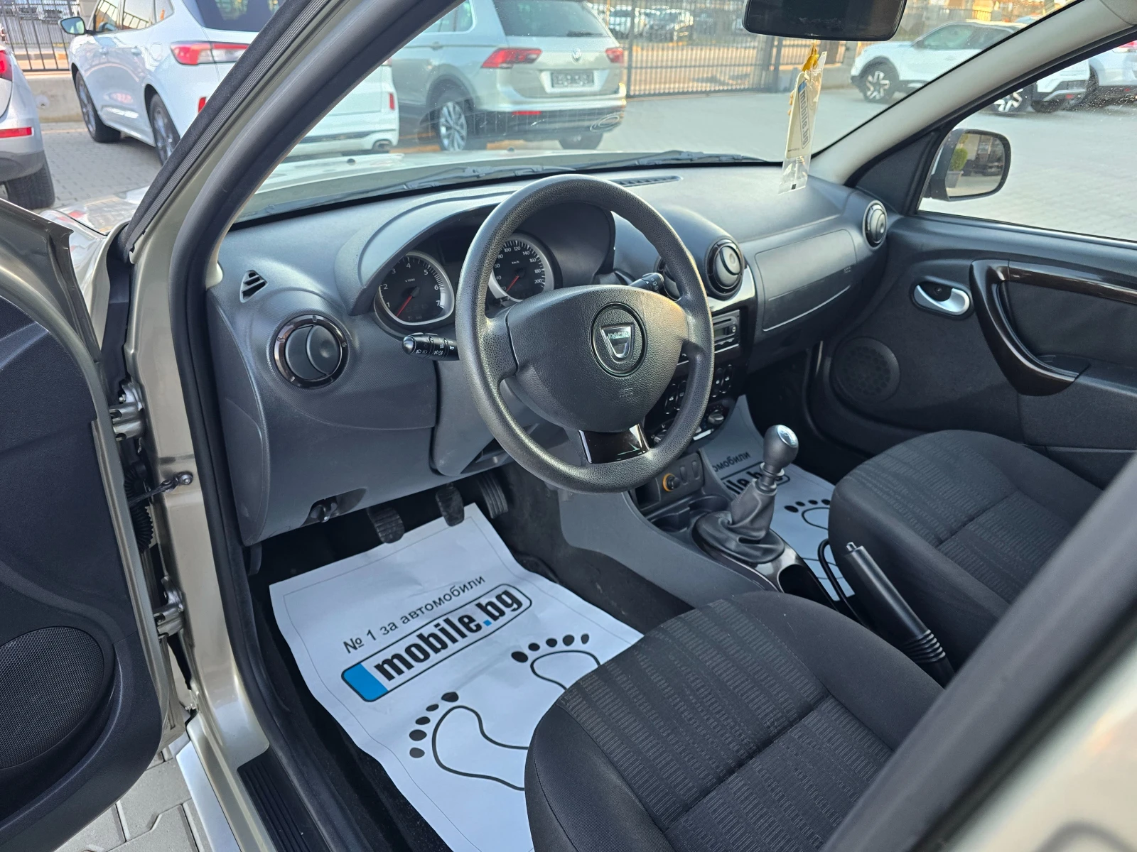 Dacia Duster 1.5DCI, 109к.с., 2011г., снимка 7 - Автомобили и джипове - 54145358