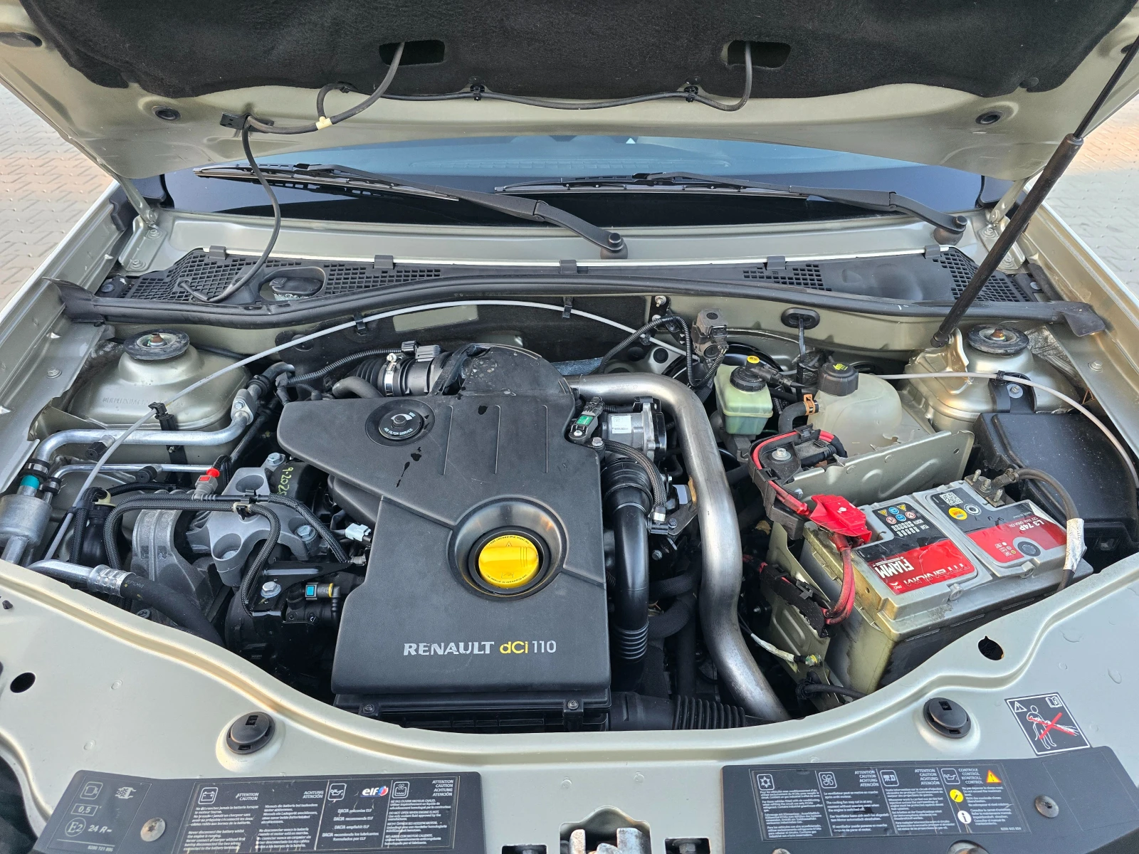 Dacia Duster 1.5DCI, 109к.с., 2011г., снимка 16 - Автомобили и джипове - 54145358