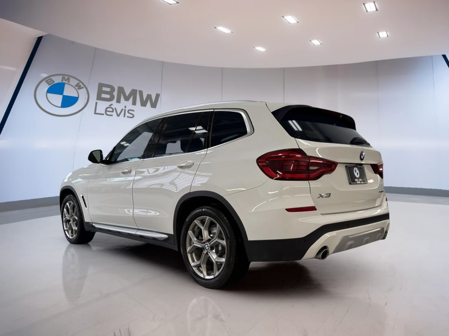 BMW X3 xDrive30i * Limited* АвтоКредит* (ЦЕНА ДО БГ)* , снимка 4 - Автомобили и джипове - 54453953