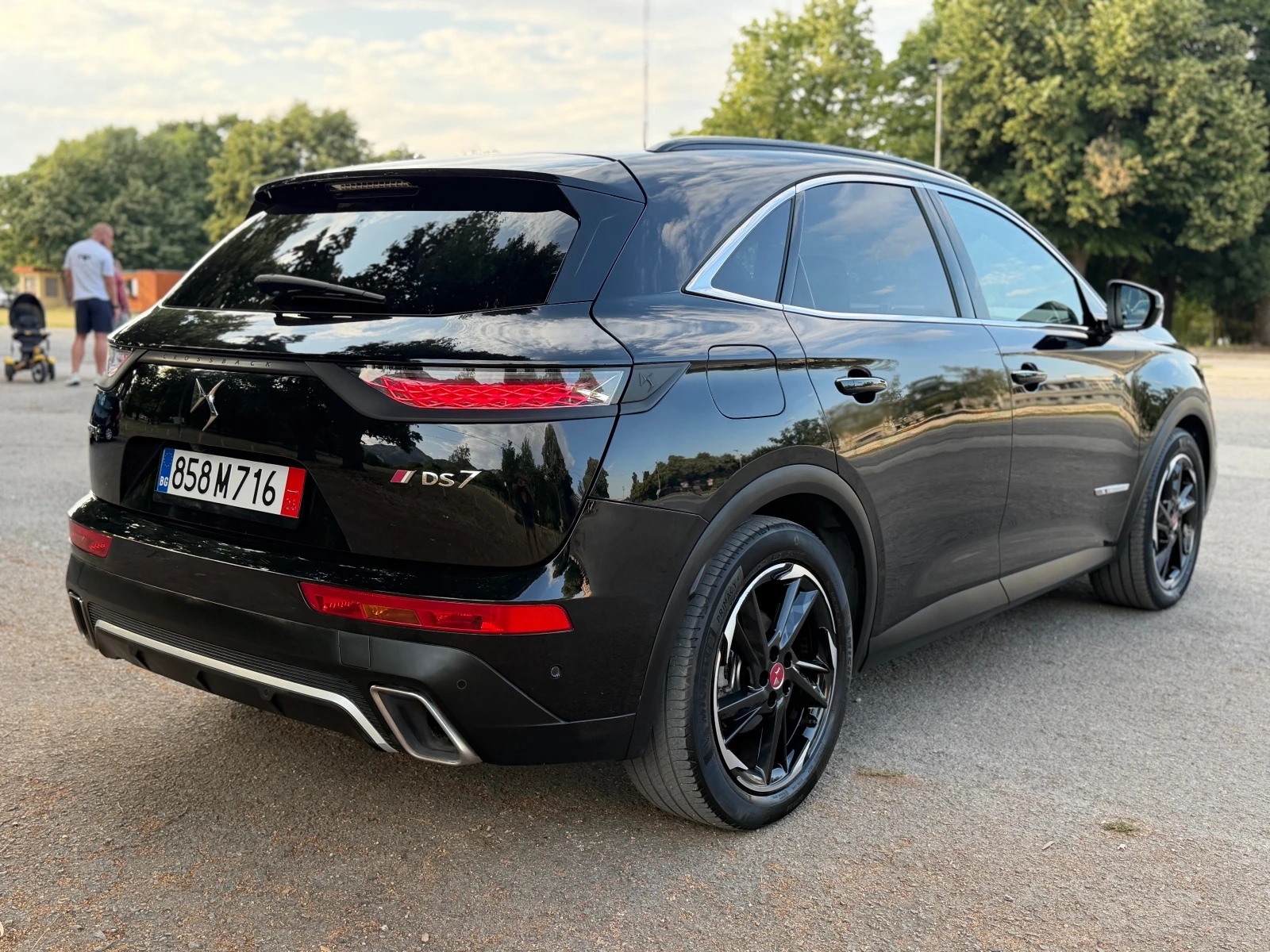 DS DS 7 Crossback 1.6 E-Tense-300кс-Performance Line-83хл.км, снимка 4 - Автомобили и джипове - 55334964