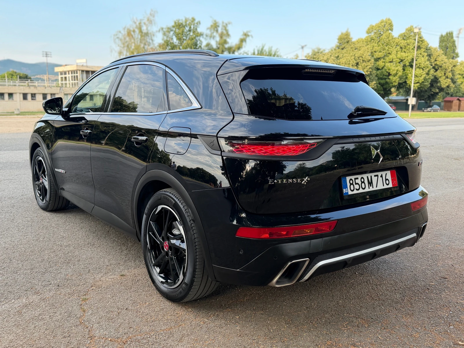 DS DS 7 Crossback 1.6 E-Tense-300кс-Performance Line-83хл.км, снимка 3 - Автомобили и джипове - 55334964