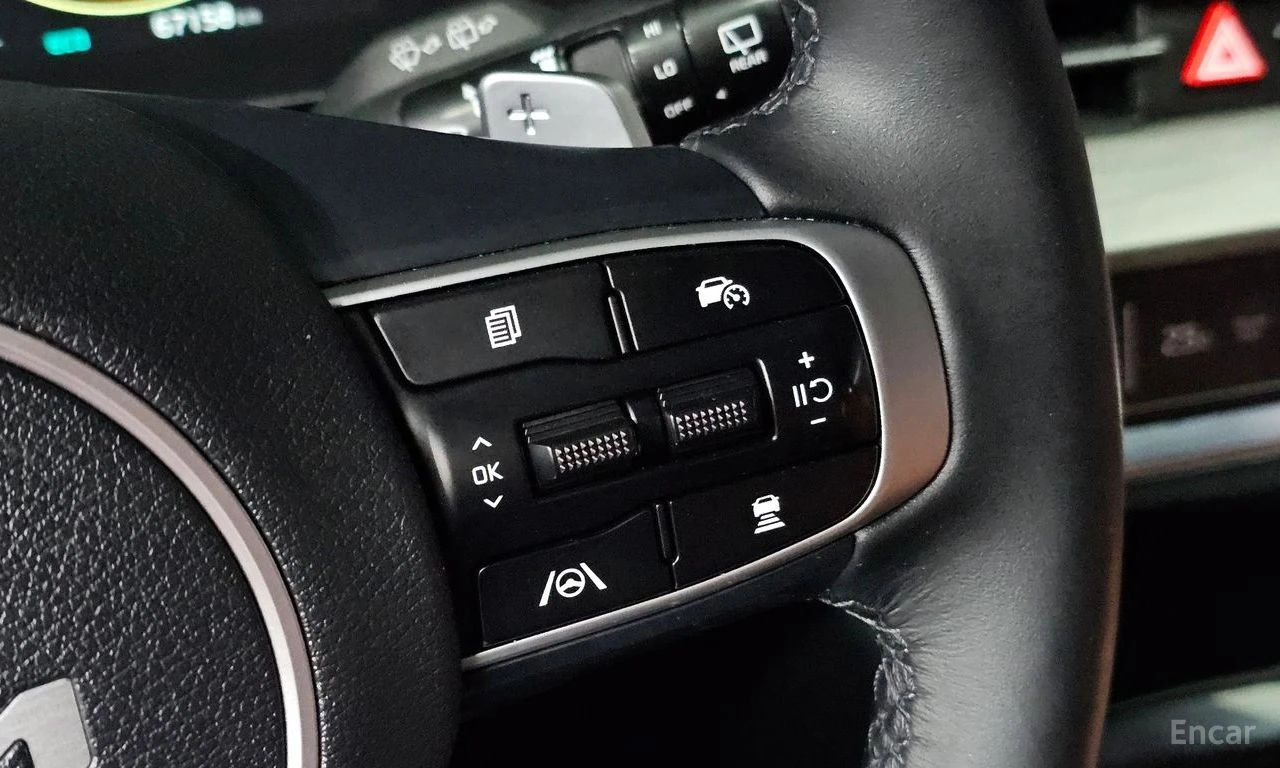 Kia Sportage HYBRID* SIGNATURE* ���������* ���������* 360������ | Mobile.bg � ����������� 10