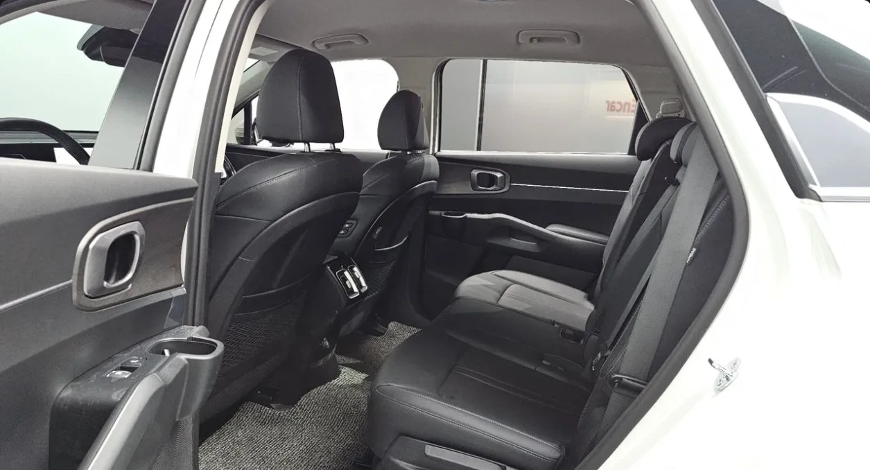 Kia Sorento 2.5Т* 2026* КОЖА* ОБДУХ* , снимка 13 - Автомобили и джипове - 55878505
