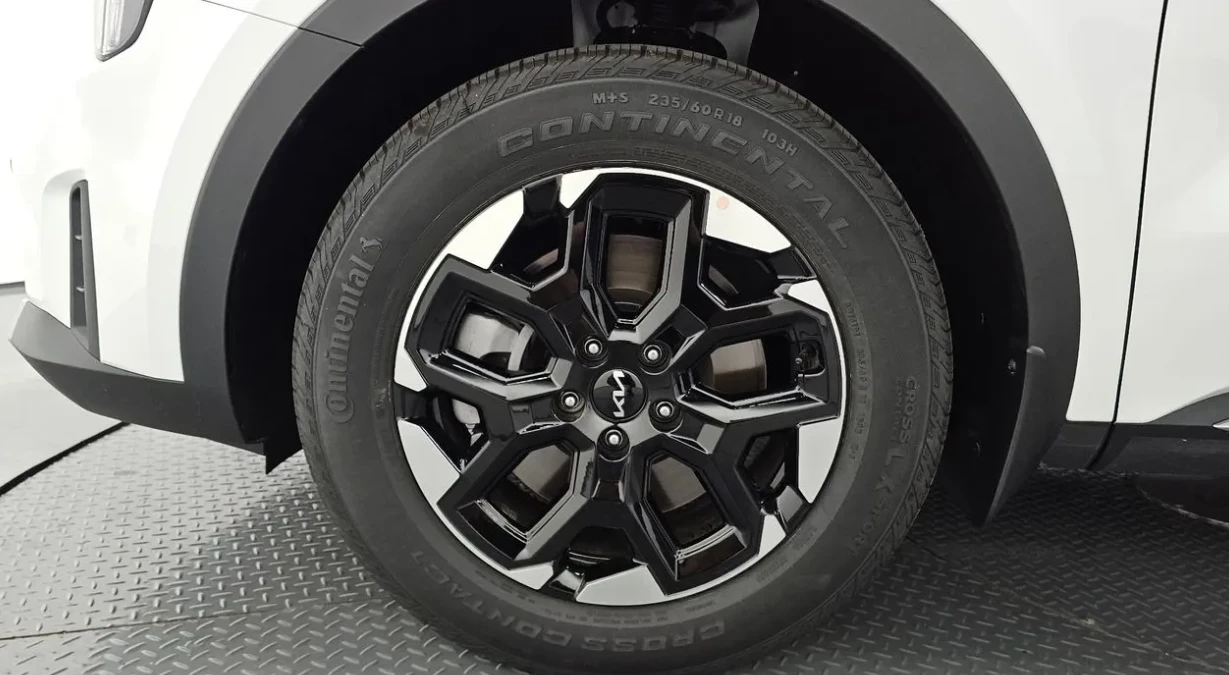 Kia Sorento 2.5Т* 2026* КОЖА* ОБДУХ* , снимка 14 - Автомобили и джипове - 55878505