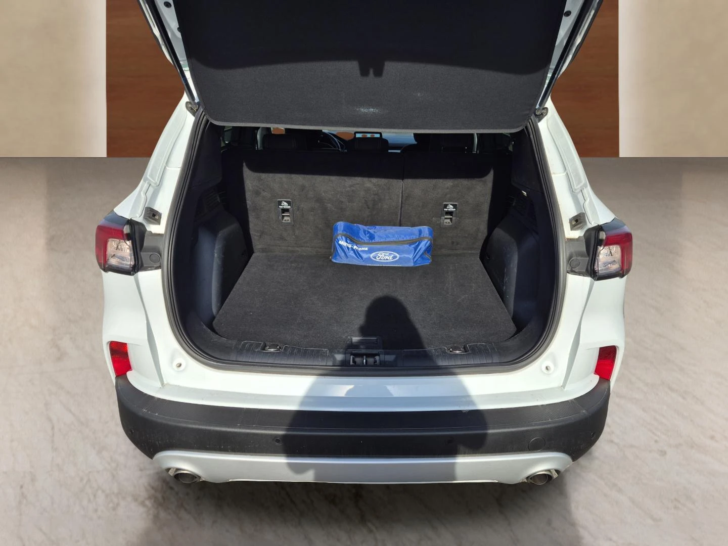 Ford Kuga 2.5 FHEV, снимка 12 - Автомобили и джипове - 56525110