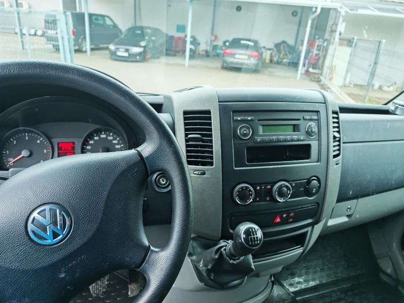 VW Crafter 2.0TDI 3.5 T, снимка 6 - Бусове и автобуси - 53464566