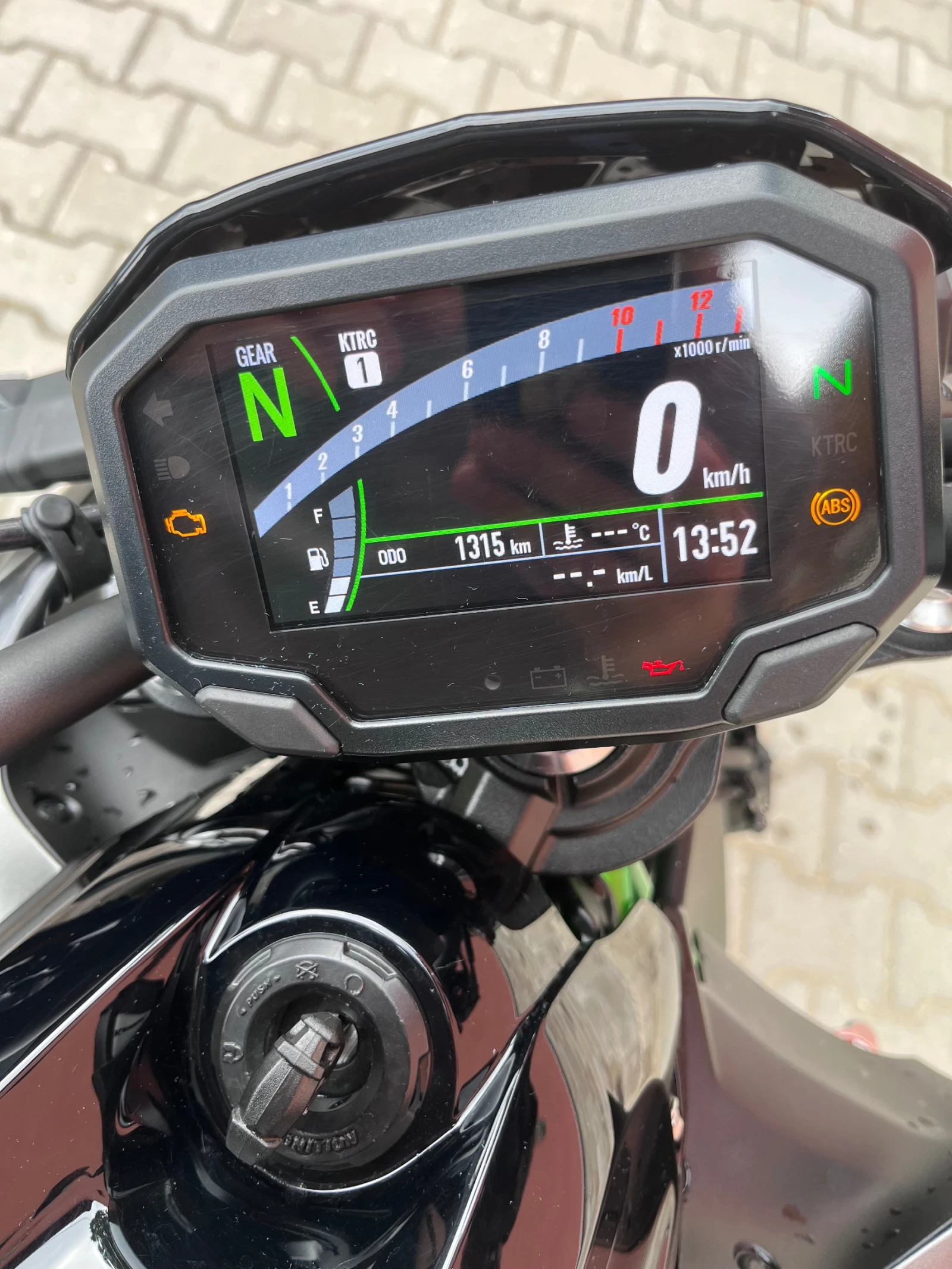 Kawasaki Z 650, снимка 6 - Мотоциклети и мототехника - 54572724