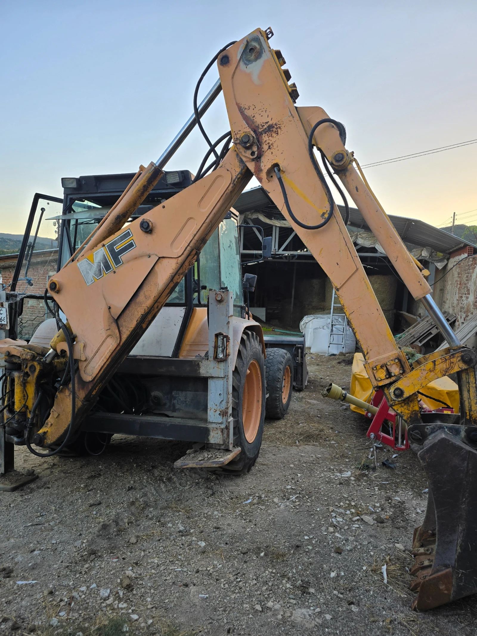 ����� Fermec 860 | Mobile.bg � ����������� 3