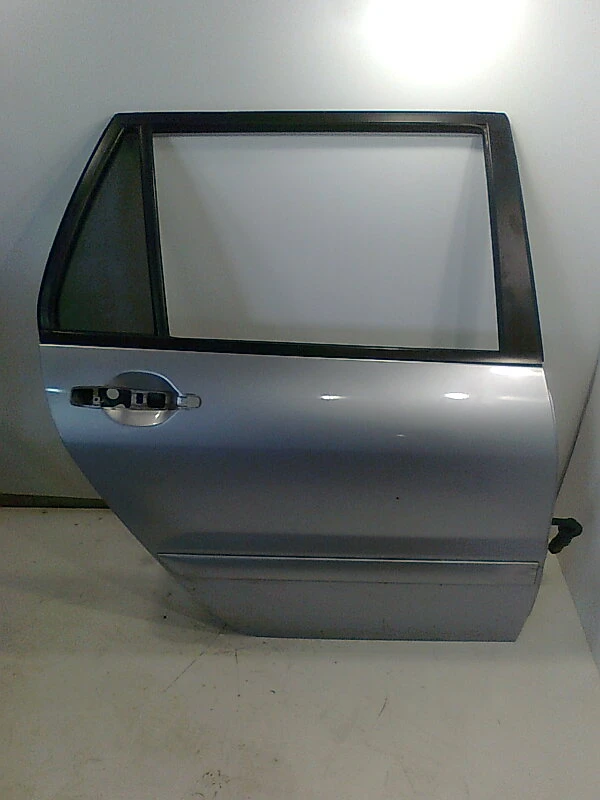 врата дясна задна за Мицубиши Лансер 