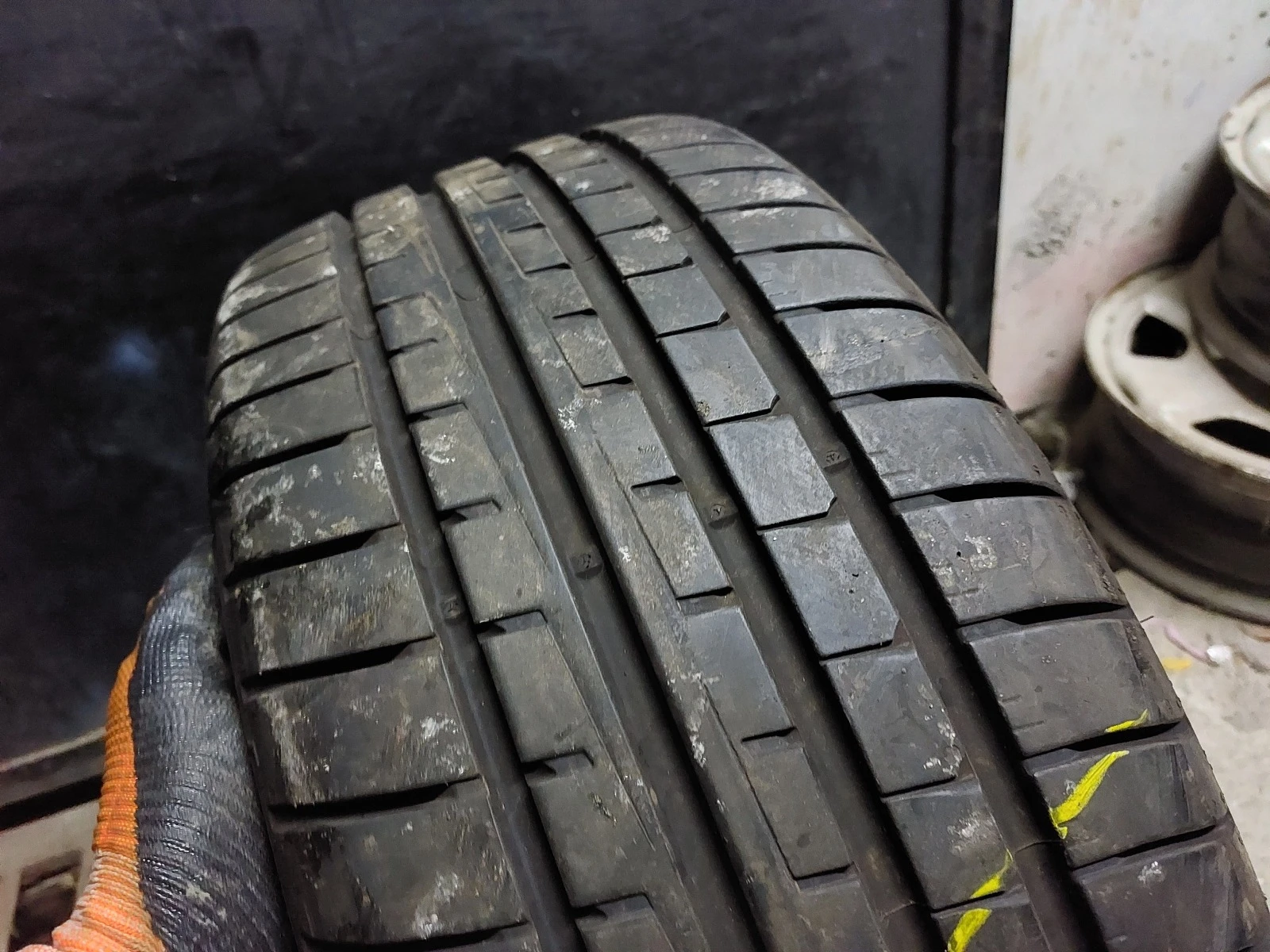���� 245/35R20 | Mobile.bg � ����������� 1