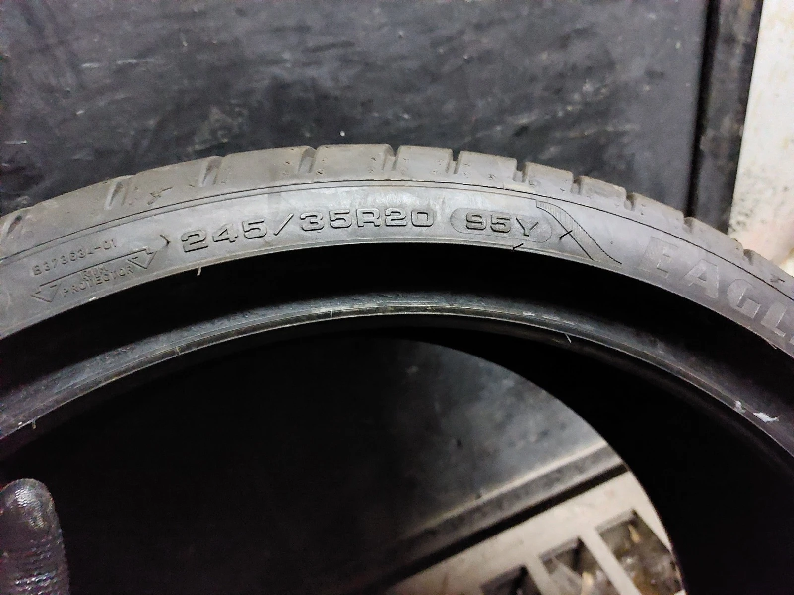 ���� 245/35R20 | Mobile.bg � ����������� 4