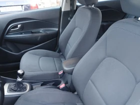 Kia Rio 1.25i BENZIN 84кс, снимка 12