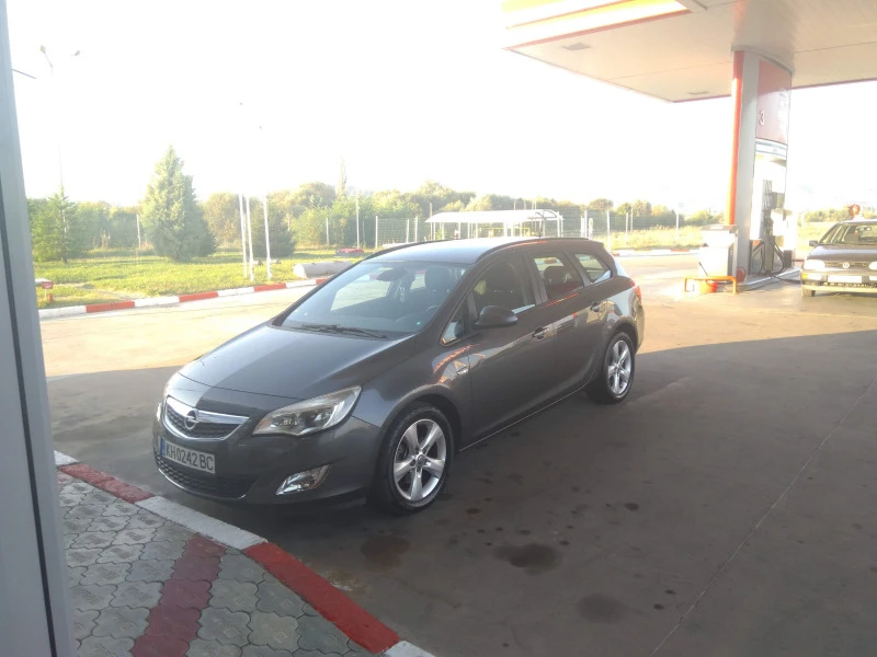 Opel Astra, снимка 7 - Автомобили и джипове - 47170004