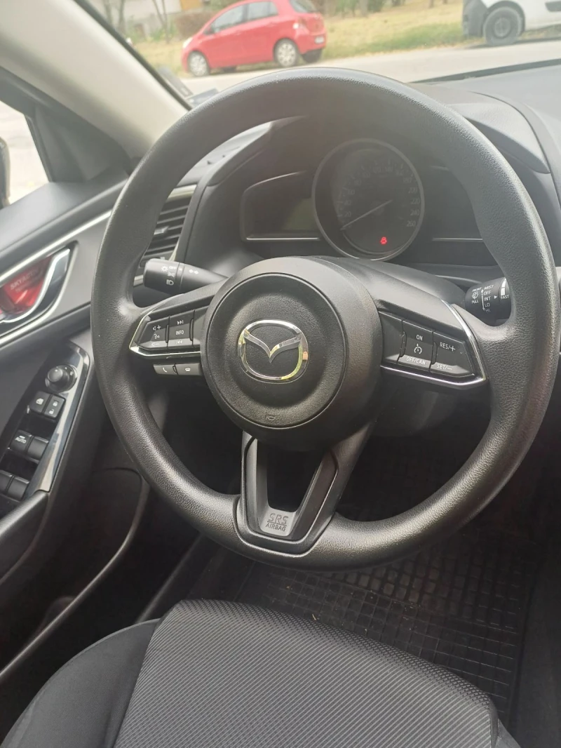 Mazda 3, снимка 3 - Автомобили и джипове - 48356612