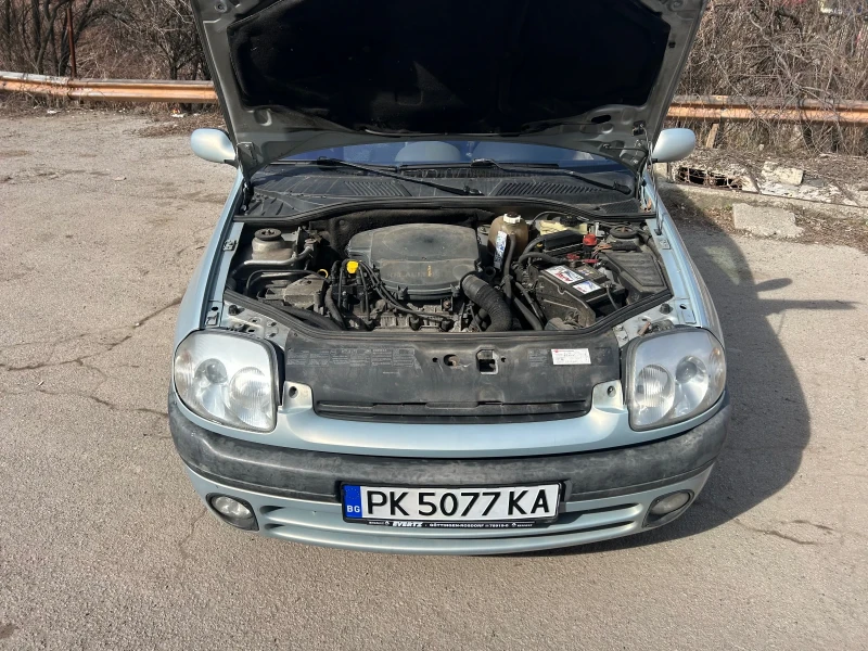 Renault Clio, снимка 8 - Автомобили и джипове - 49433746