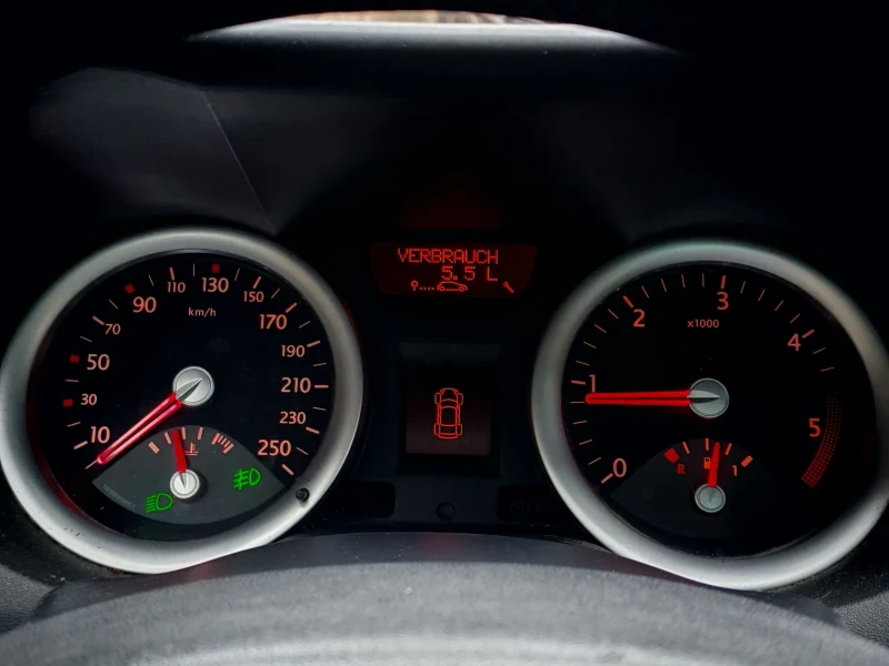 Renault Megane 1.9DCI(120)* КАБРИОЛЕТ* KARMANN-EDITION* , снимка 17 - Автомобили и джипове - 51851439