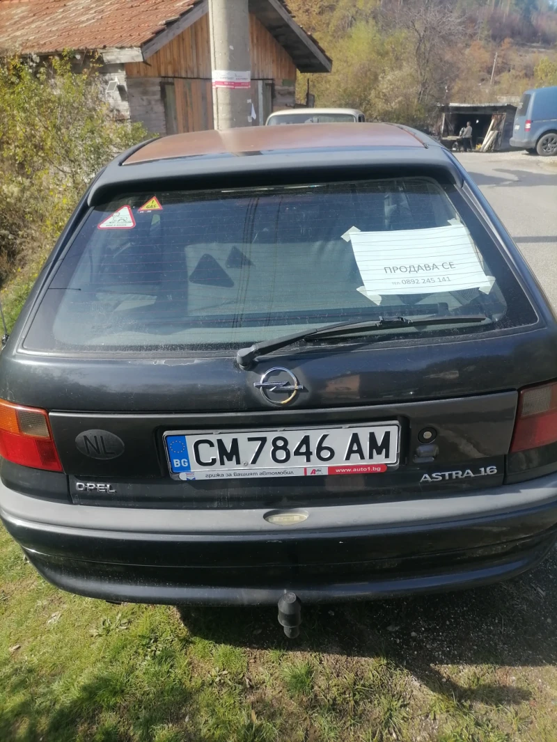 Opel Astra, снимка 3 - Автомобили и джипове - 52282713
