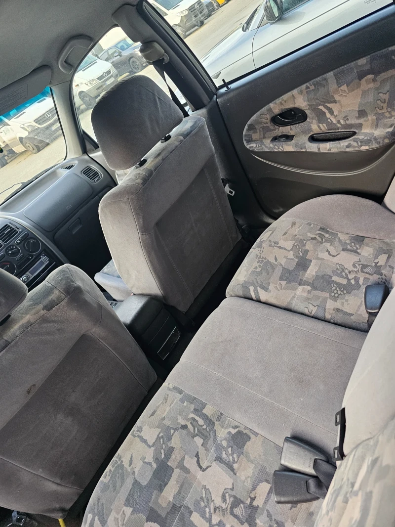 Mitsubishi Carisma, снимка 6 - Автомобили и джипове - 52447176