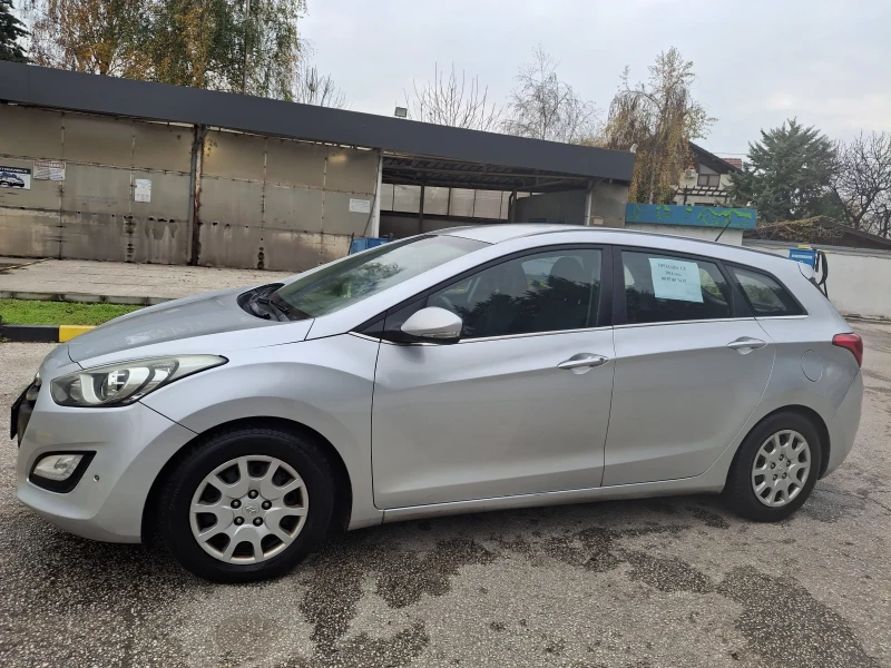 Hyundai I30, снимка 11 - Автомобили и джипове - 52879480