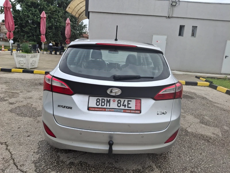 Hyundai I30, снимка 10 - Автомобили и джипове - 52879480