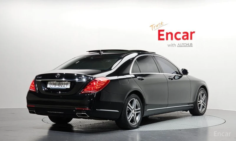 Mercedes-Benz S 400, снимка 2 - Автомобили и джипове - 53231179