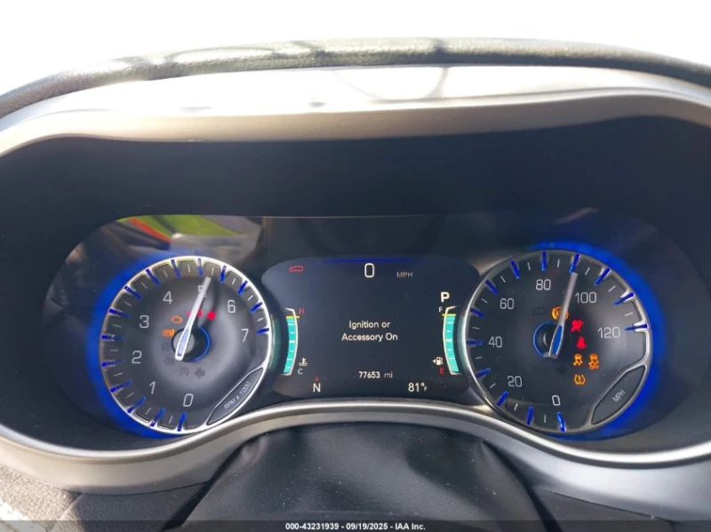 Chrysler Pacifica 3.6l Touring L, снимка 7 - Автомобили и джипове - 53586670