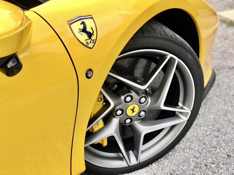 Ferrari F8 SPIDER/ NEW!!! ГОТОВ ЛИЗИНГ , снимка 6 - Автомобили и джипове - 37090984