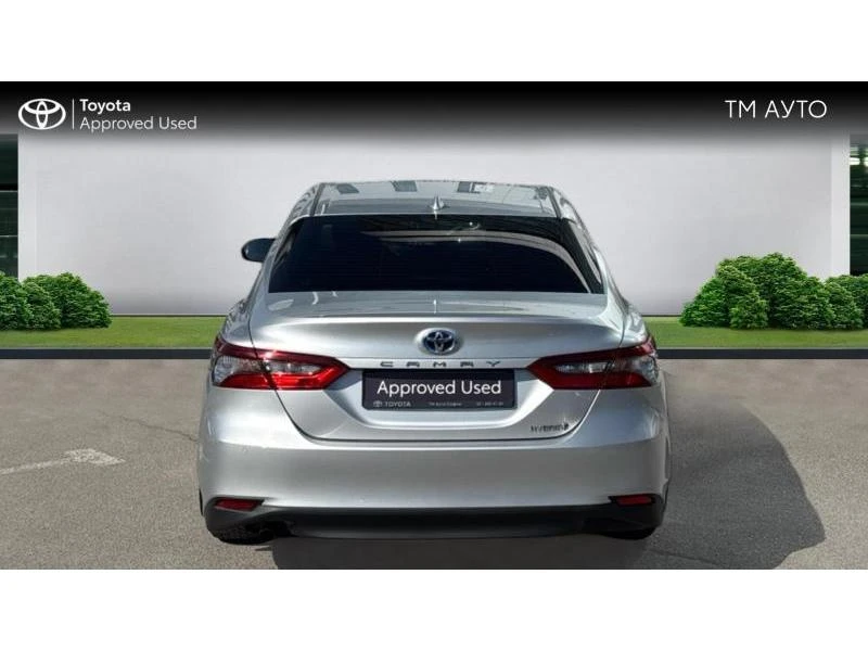 Toyota Camry 2.5 HYBRID COMFORT, снимка 4 - Автомобили и джипове - 54280398
