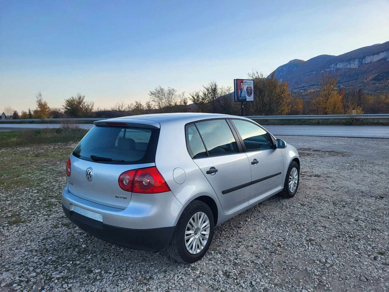 VW Golf 1.6FSi - изображение 5